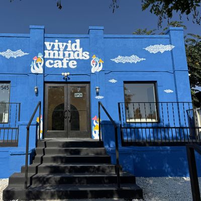 Vivid Minds Cafe logo