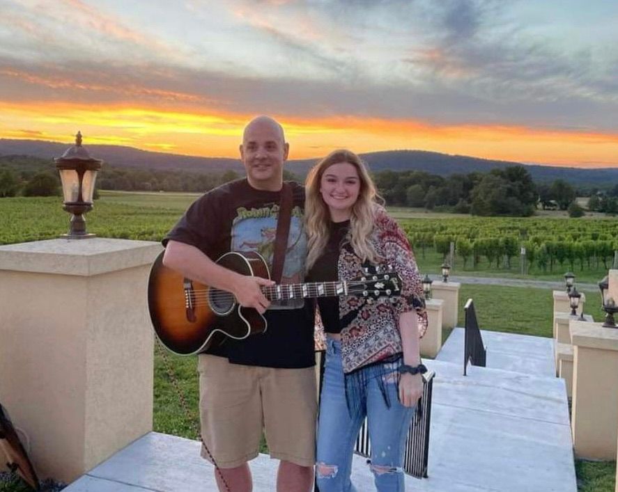 American Idol Golden Ticket WinnerCharlee Allman, Paladin Bar & Grill