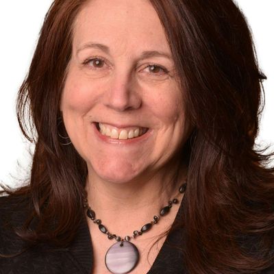 Lauri Skagen | Loans By Lauri logo