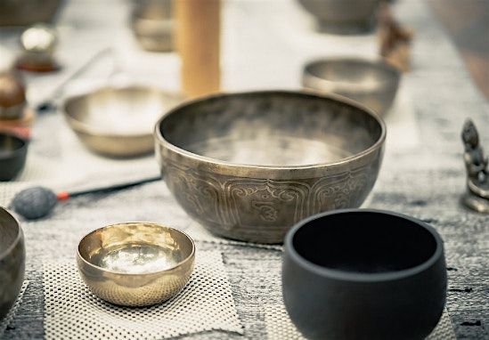 Whispers of Calm: Candlelight Yoga & Sound Bath with Simon & Anastasia, 28 November | Event in London