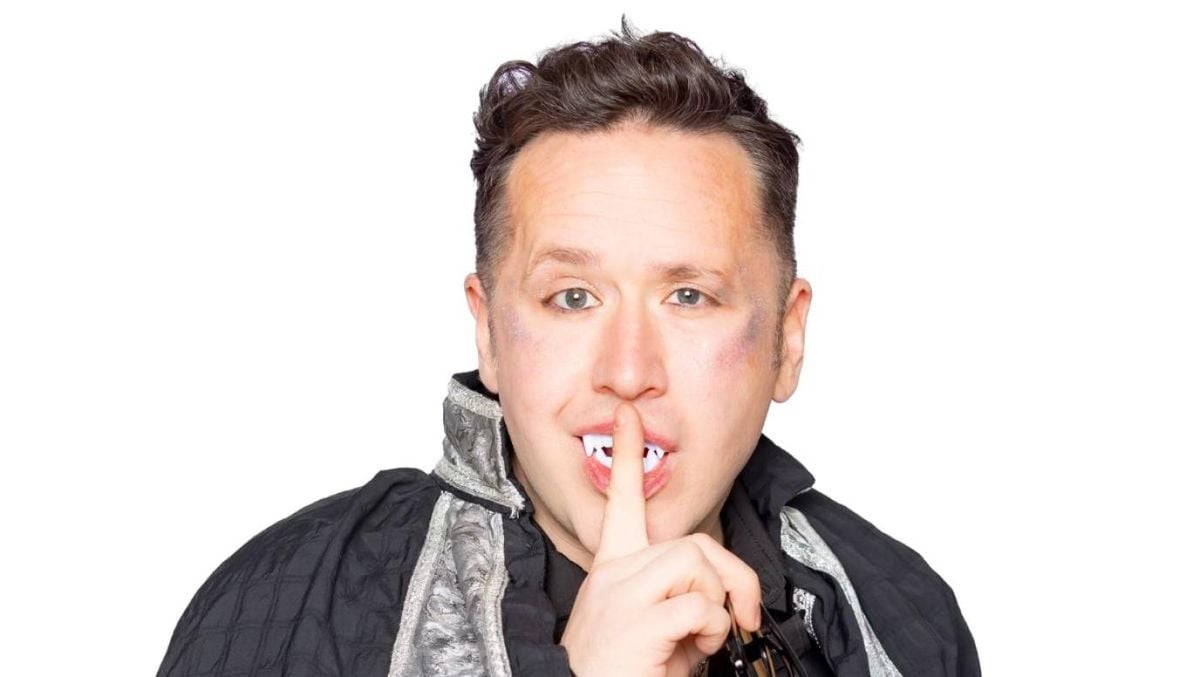Dracula  A Comedy of Terrors - Sign Language Interpreted, 31 October | Event in Cincinnati | AllEvents