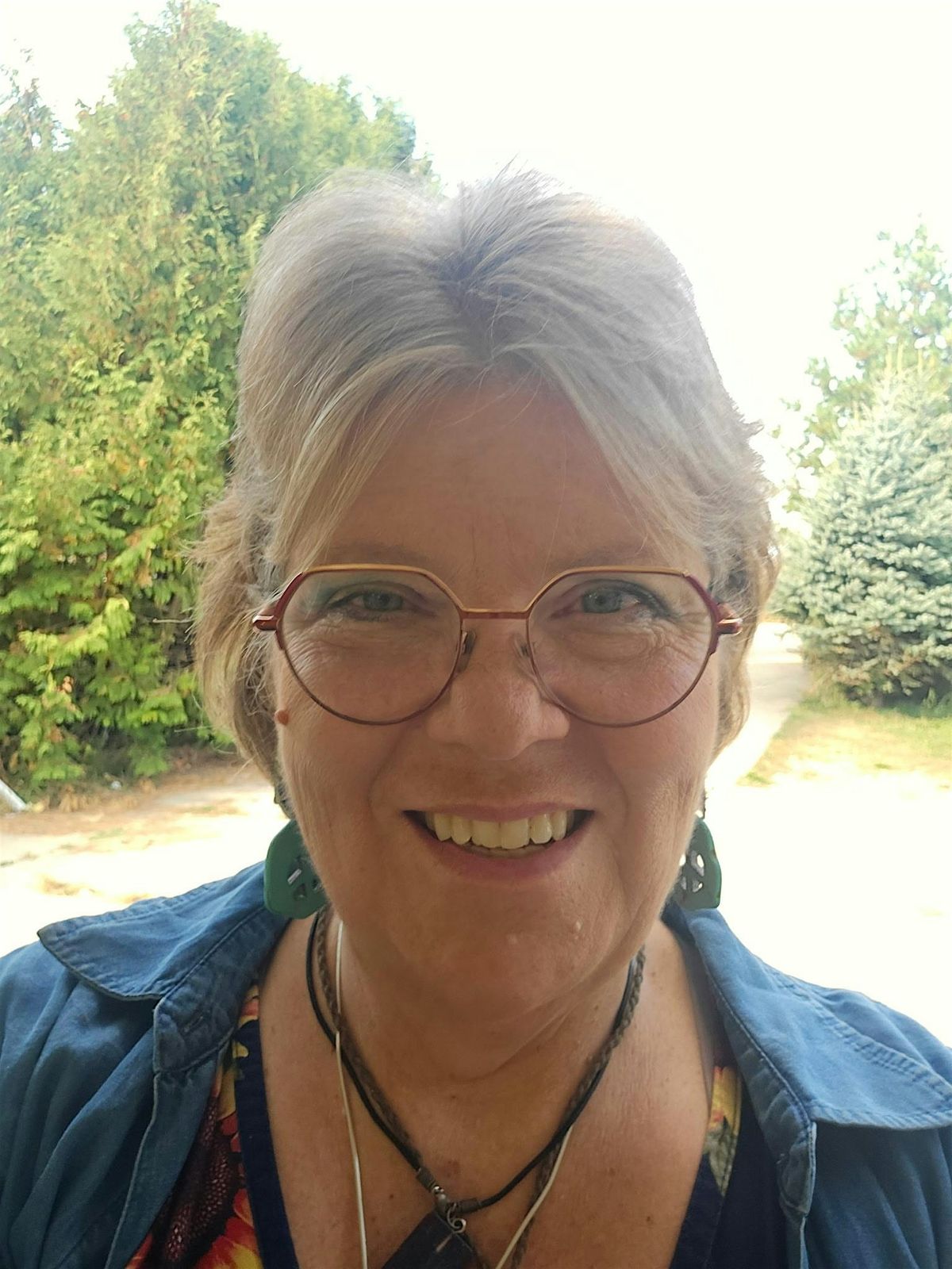 Echoes from Beyond: Spend an Afternoon with Lana, 22 February | Event in Rockford | AllEvents