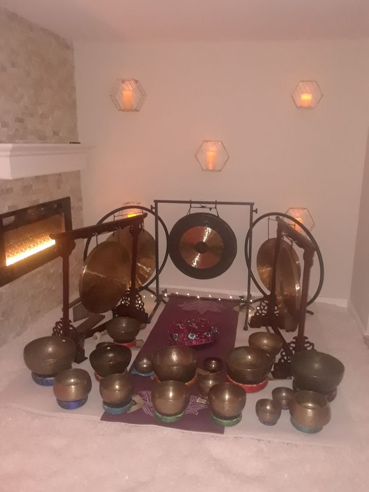 Gongs & Himalayan Singing Bowls Sound Meditation, HUSH Meditation