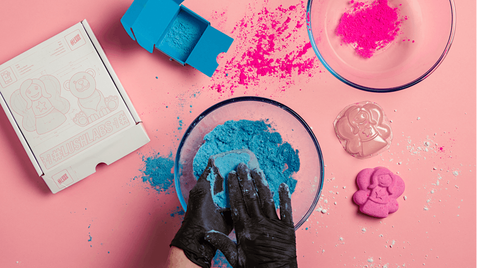 a Bath Bomb Making Expert with us at LUSH Spa Bath!, Lush Spa