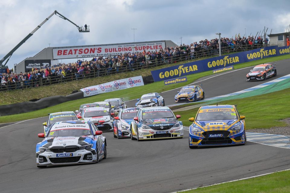 Kwik Fit British Touring Car Championship, Knockhill Racing Circuit ...