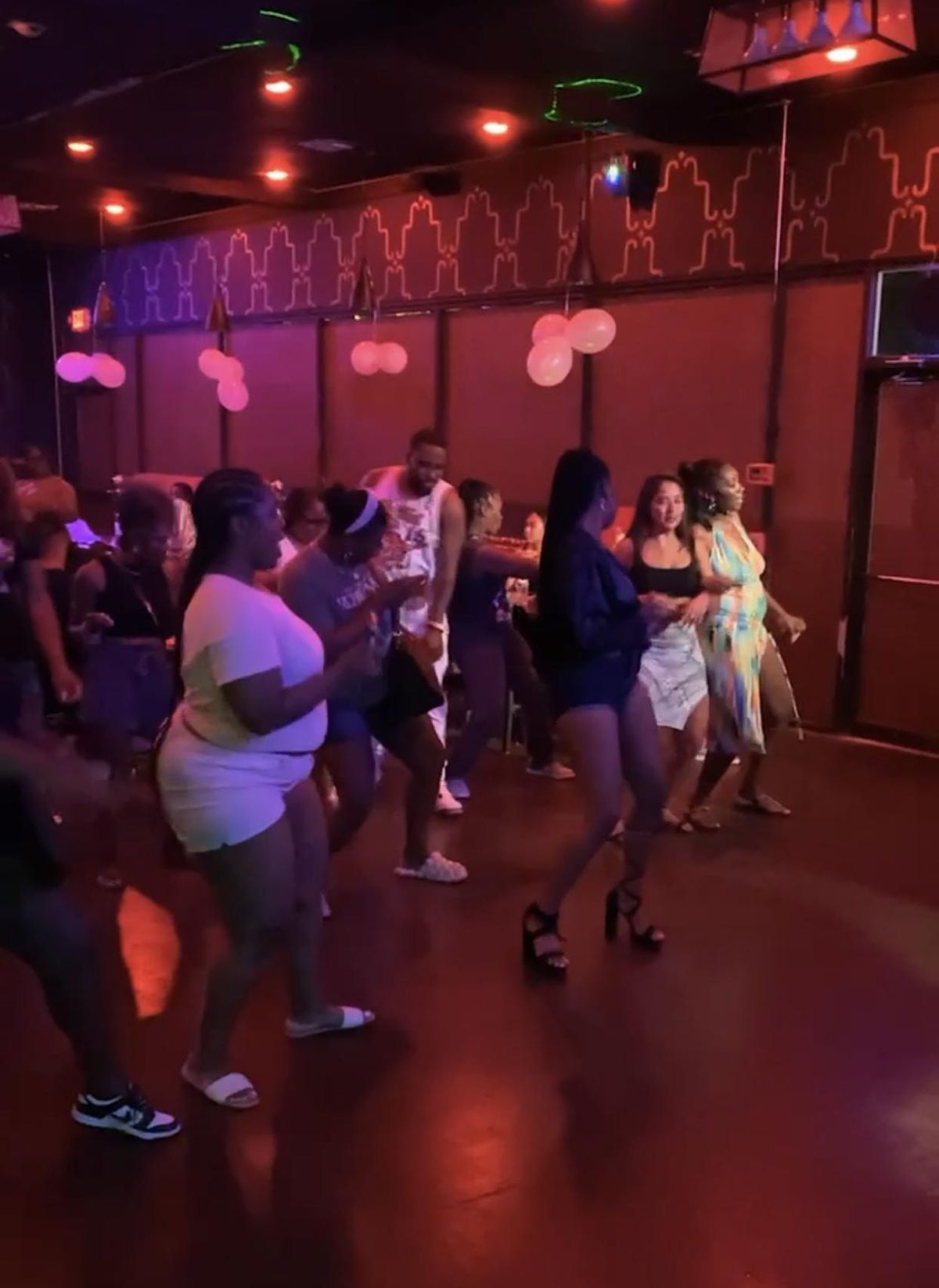 Game Night & Karaoke Saturdays HOUSTON, MONKO SEAFOOD BAR, Houston