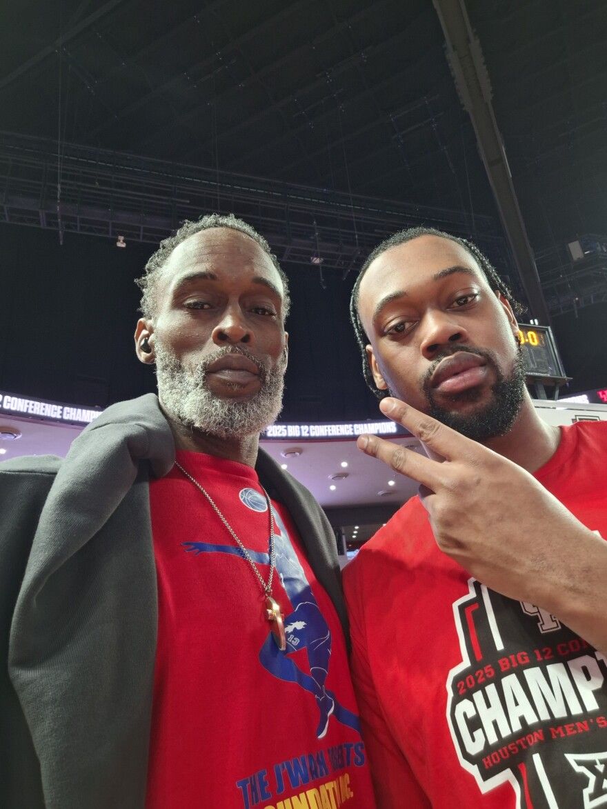 Houston Cougars at Kansas Jayhawks Womens Basketball at Allen Fieldhouse, 4 October | Event in Lawrence | AllEvents