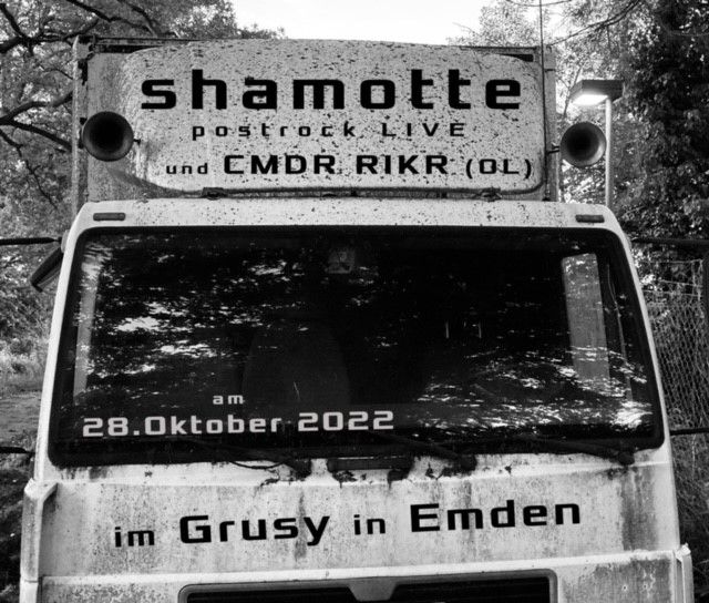 Shamotte und CMDR RIKR live im Grusy, Grusy Dein musikalisches