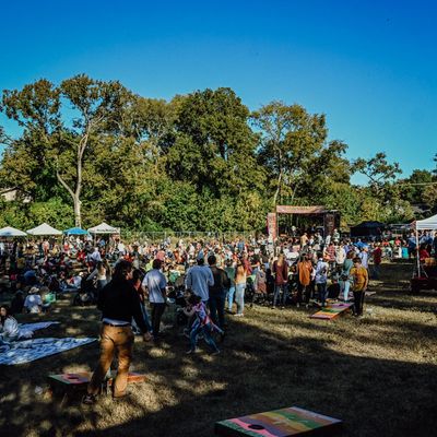 Rhizome Productions Inc. logo