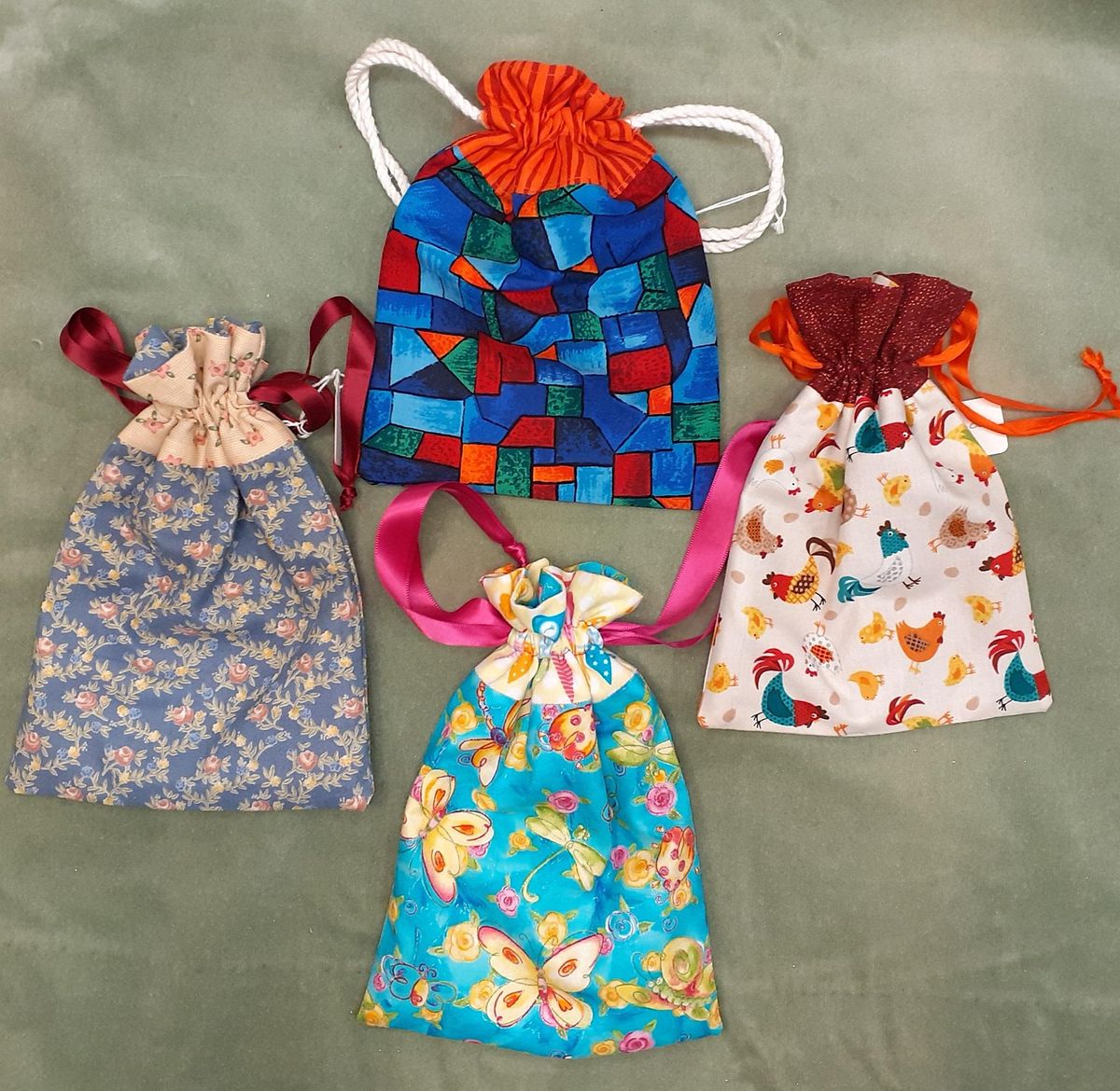 Christmas Drawstring gift bags Make your own fabric gift bags