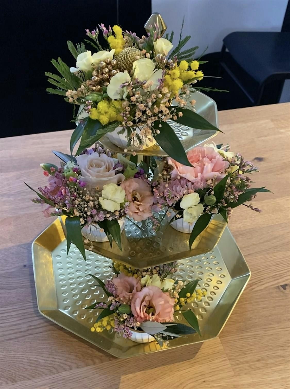 Kinder Geburtstag Aktivität: Blumen Cupcakes machen im Blumenladen ... Kinder Geburtstag Aktivität: Blumen Cupcakes machen im Blumenladen ...