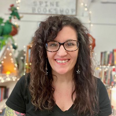 The Spine Bookshop logo