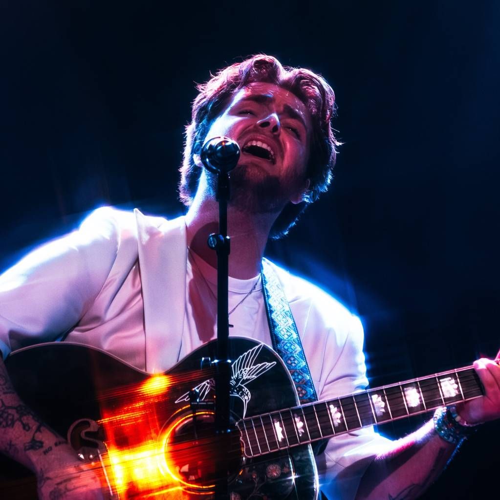 Alex Warren at Irving Plaza | Event in New York | AllEvents