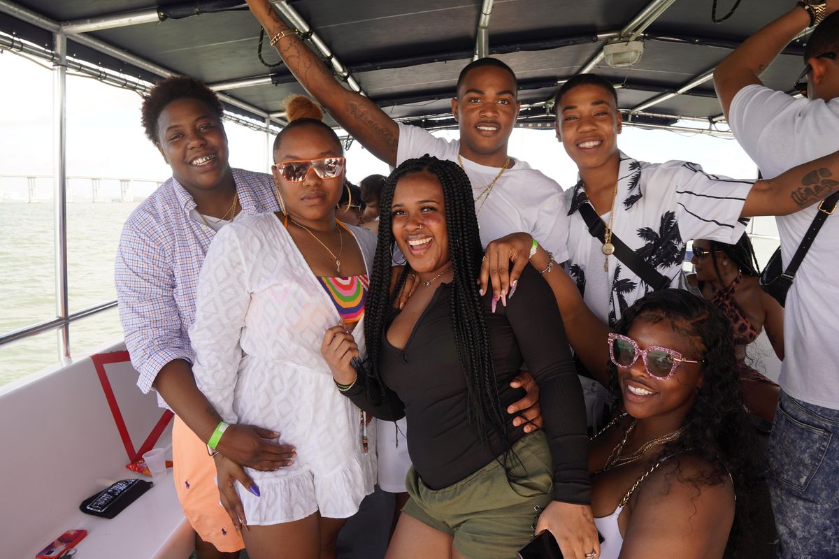 PARTY BOAT  - OPEN BAR BOOZE CRUISE IN MIAMI | Event in Miami | AllEvents