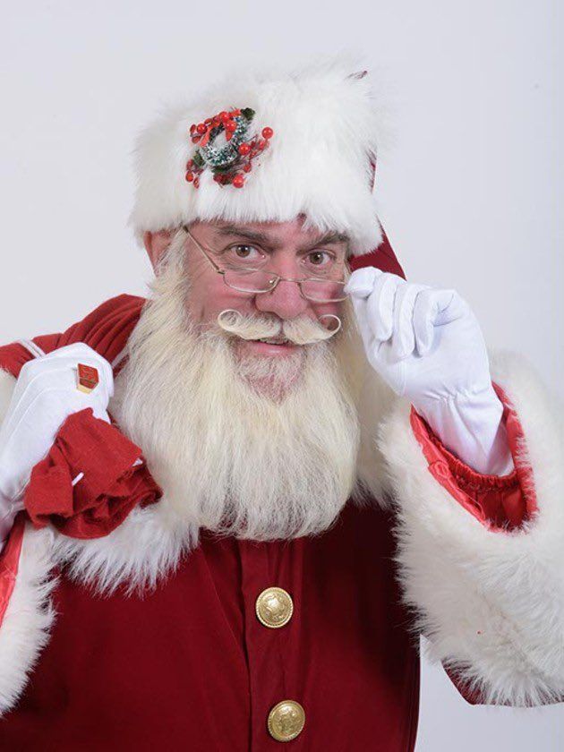 Santa Micro Mini Sessions For 2022, All Pine Christmas Tree Farm, Yukon