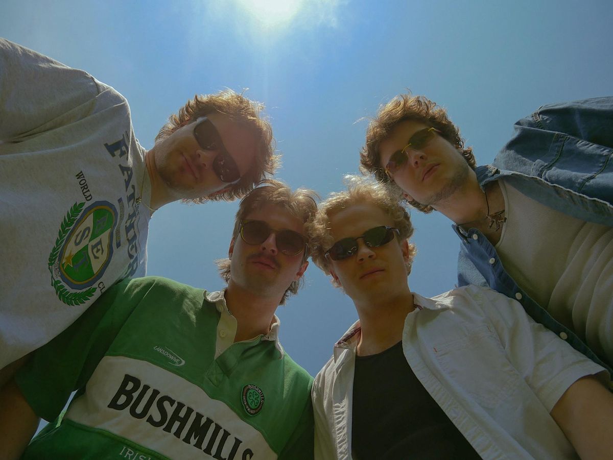 MUDD / Ten02 / Dive Bombs, The Happy Dog, Cleveland, 17 February to 18 ...