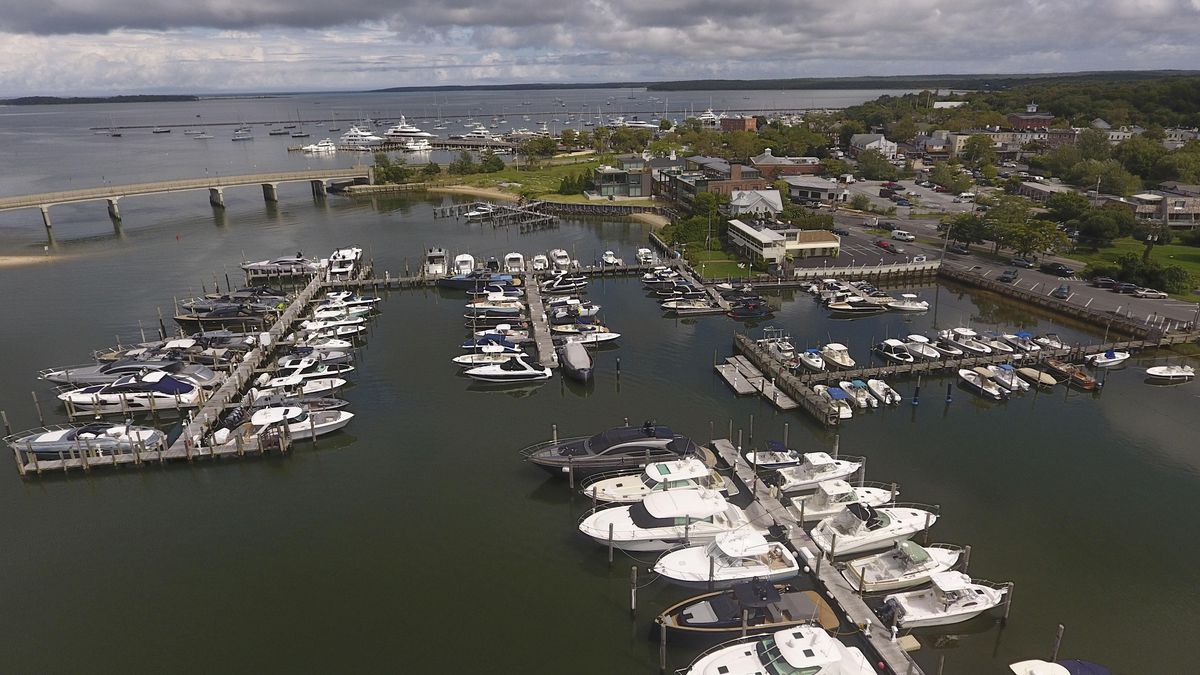 Blueprint for a Historic VillageDeciding on Sag Harbors Future, The American Hotel, Sag Harbor