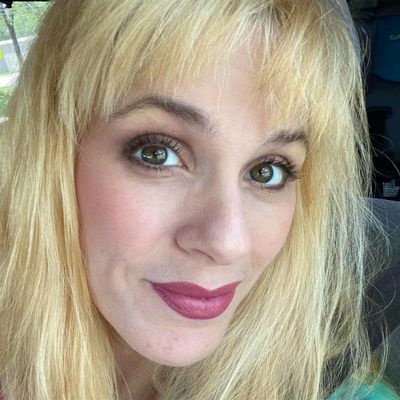 H.Cherdon Bedford logo