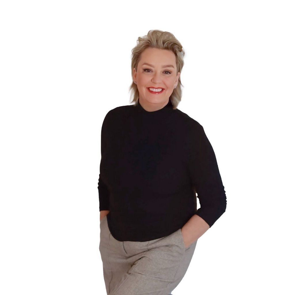 Tina Russell @ The Lansdowne Court Hotel, Antrim Road, 17 November | Event in Belfast | AllEvents