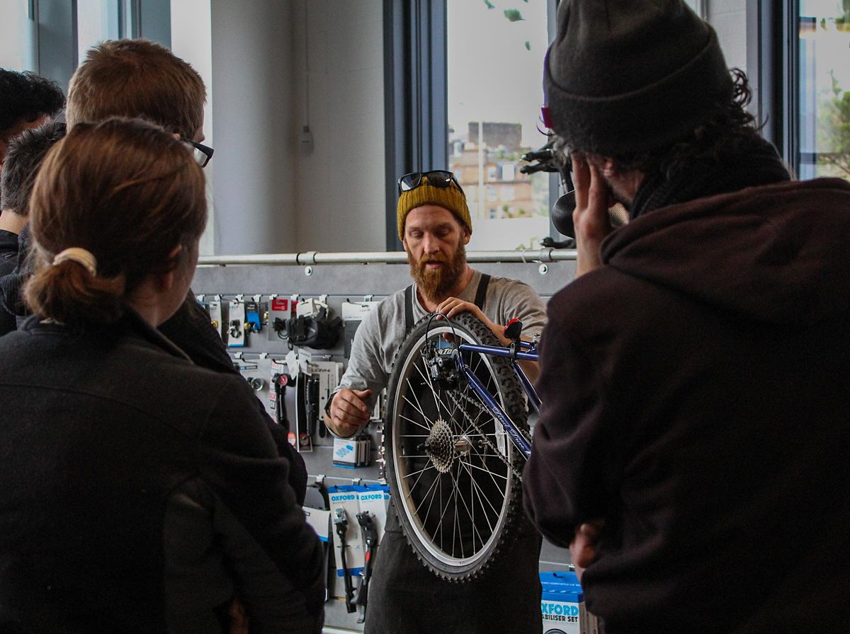 Fundamental Bicycle Maintenance Class, Dundee Cycle Hub, November 30 to