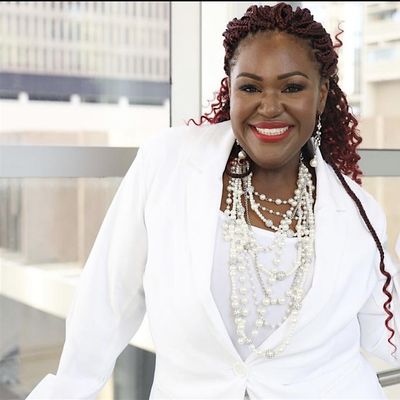 Dr. Shermnae | The Destiny Doula™