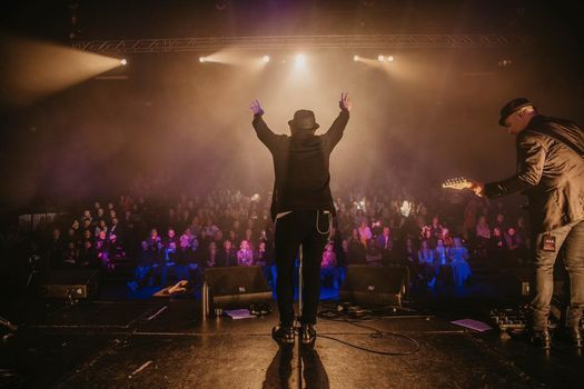 Beyond The Music The Sound Of U2 Lyon Lamphitheatre Amphitheatre 3000 Lyon March 20 2022 Allevents In U2 Concert Schedule 2022