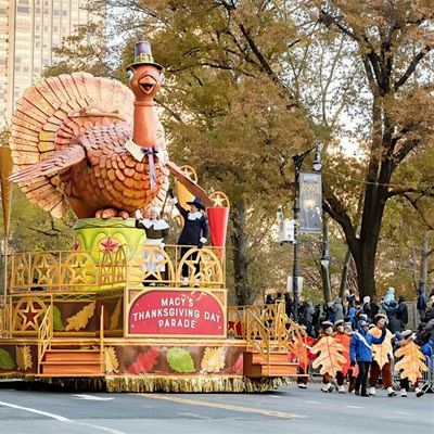 2024 macys thanksgiving day parade clowns 2024 macys thanksgiving day parade clowns