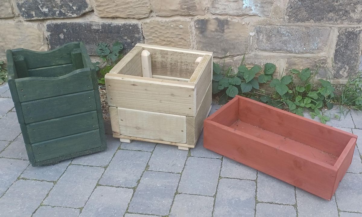 Weekend Woodwork at Hollybush: Build your own planter