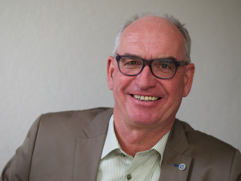 Wo man Hitzkucken und Luckeleskäs isst - Über die Dialekte im ... Wo man Hitzkucken und Luckeleskäs isst - Über die Dialekte im ...