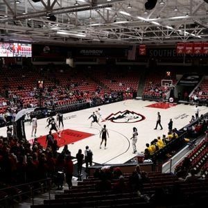 Parking Utah Valley Wolverines at Southern Utah Thunderbirds Mens Basketball