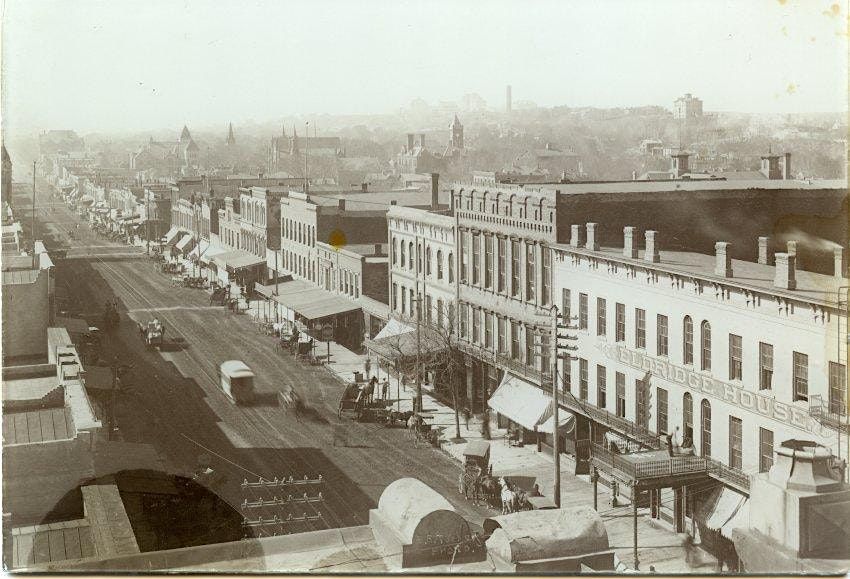 Downtown Through the Decades Walking Tour August 12, Carnegie Building