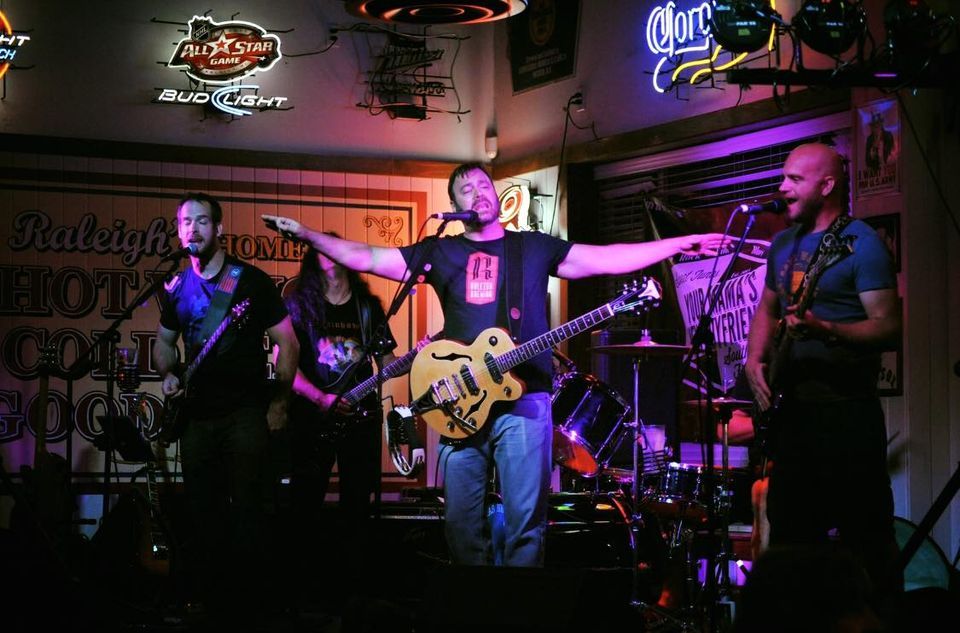 Your Mamas New Boyfriend is Back at Wild Wing Cafe!, Wild Wing Cafe