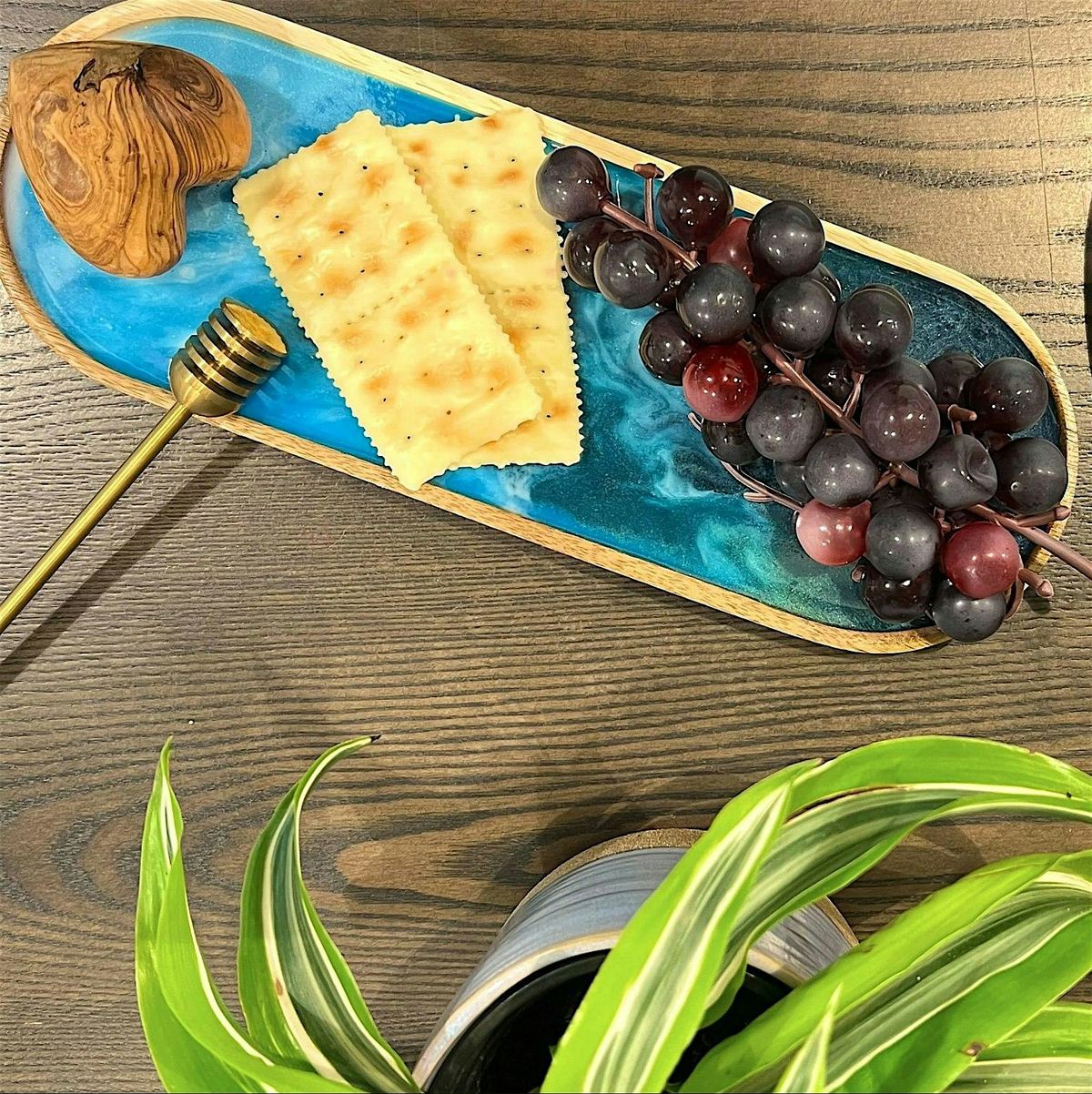 Sea Wave Resin Serving Tray | Event in Cambridge | AllEvents
