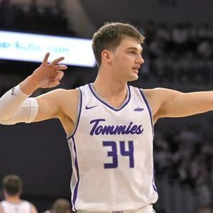 Parking St. Thomas Tommies at South Dakota State Jackrabbits Mens Basketball