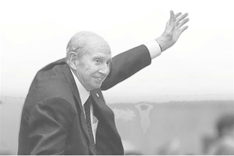 Pascual Aldaveri omenaldia Homenaje a Pascual Aldave, Ijentea Kalea