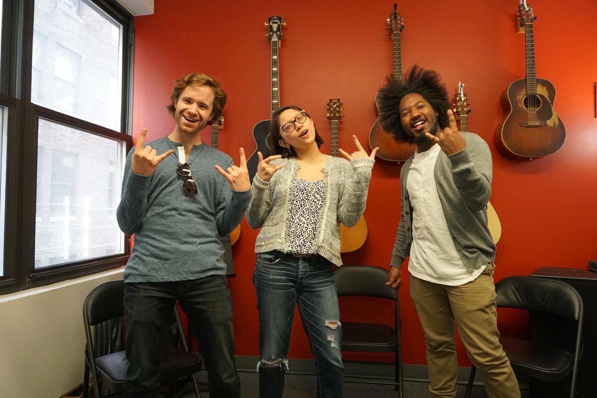 FREE In-Person Beginner Guitar Class: Intro To Guitar For Absolute