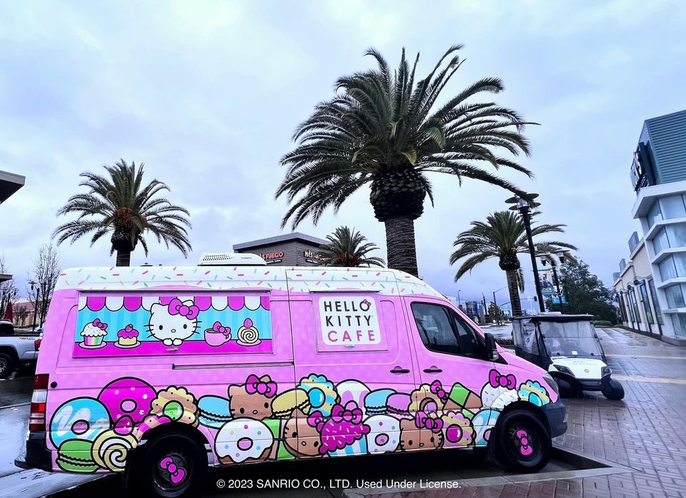Hello Kitty Cafe Truck West - Fremont Appearance, Pacific Commons ...