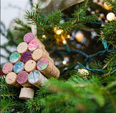 Social Vines TIPSY TINSEL!  A glass & a craft -Cork Ornament Craft Night, 4 December | Event in Dexter