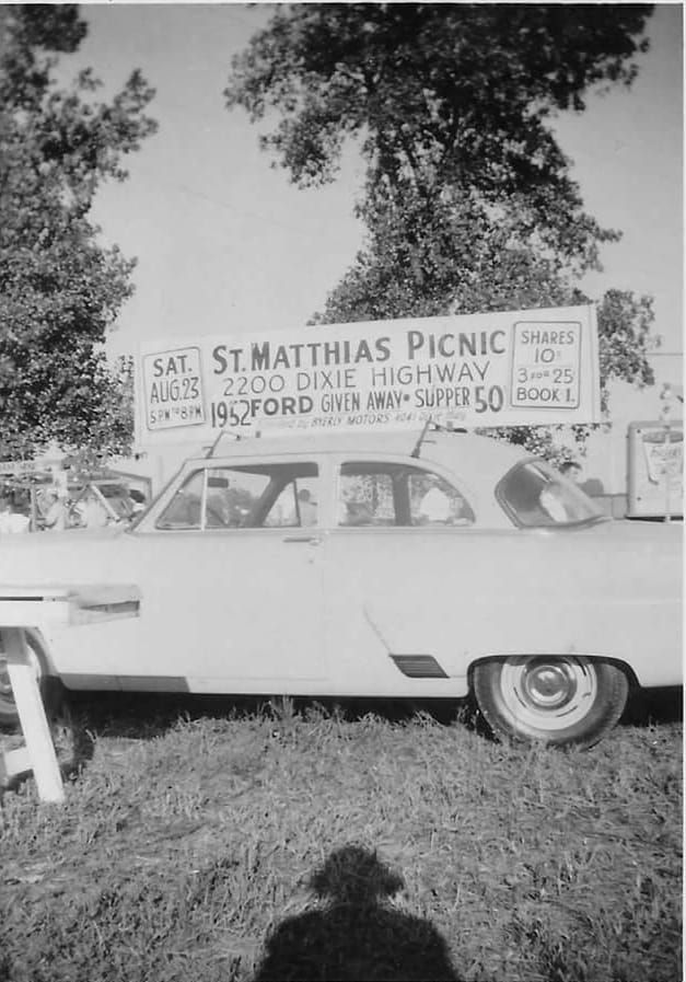 2022 St. Matthias Church and School Reunion Mike Linnigs Restaurant