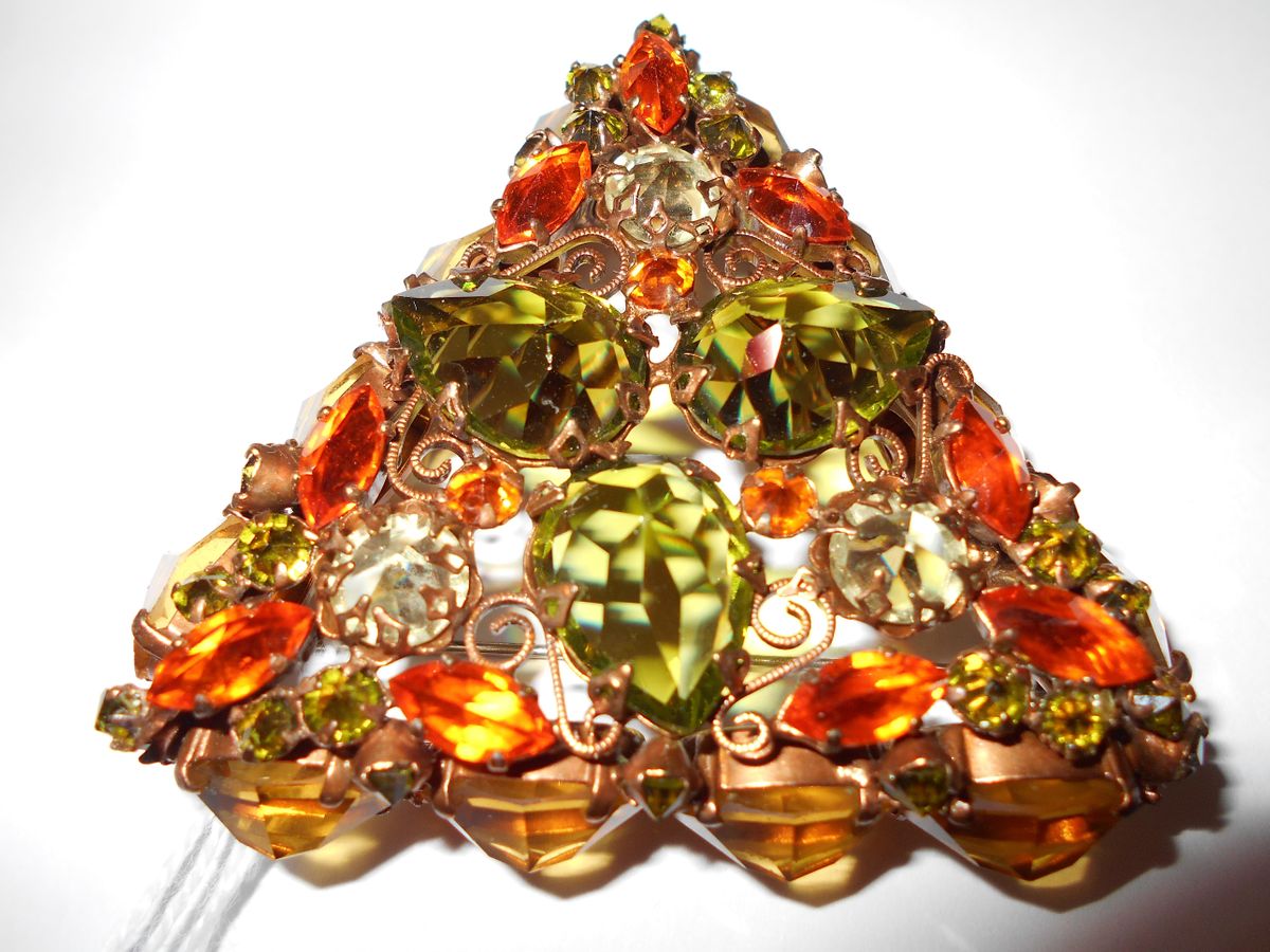 Vintage Costume Jewelry Show, Sparta Avenue Stage, Sparta Township, 4