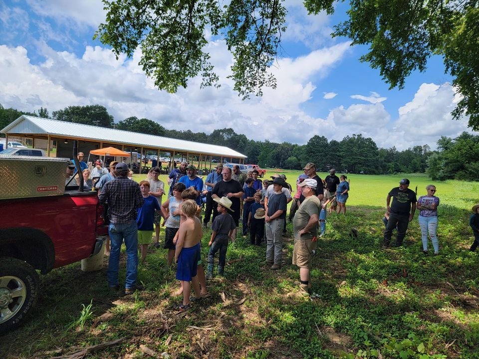 Annual Western Kentucky Free Trappers Class, Walking Humbly Outdoor