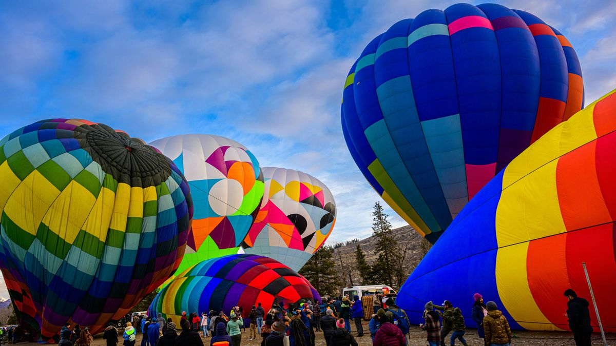 Winthrop Balloon Festival Fly With 15 Balloons (Epic), Winthrop, 28