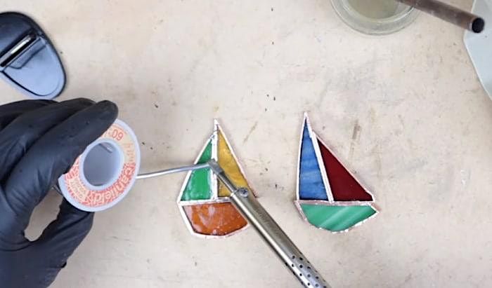 Stained Glass – Make a Suncatcher (Introductory Level), 14 October | Event in Sydney | AllEvents.in