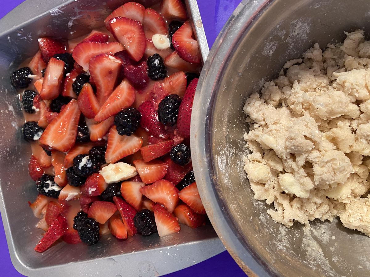 Annies Signature Sweets Virtual Baking Class- Triple berry cobbler, May ...