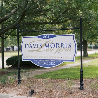 Davis-Morris Law Firm logo