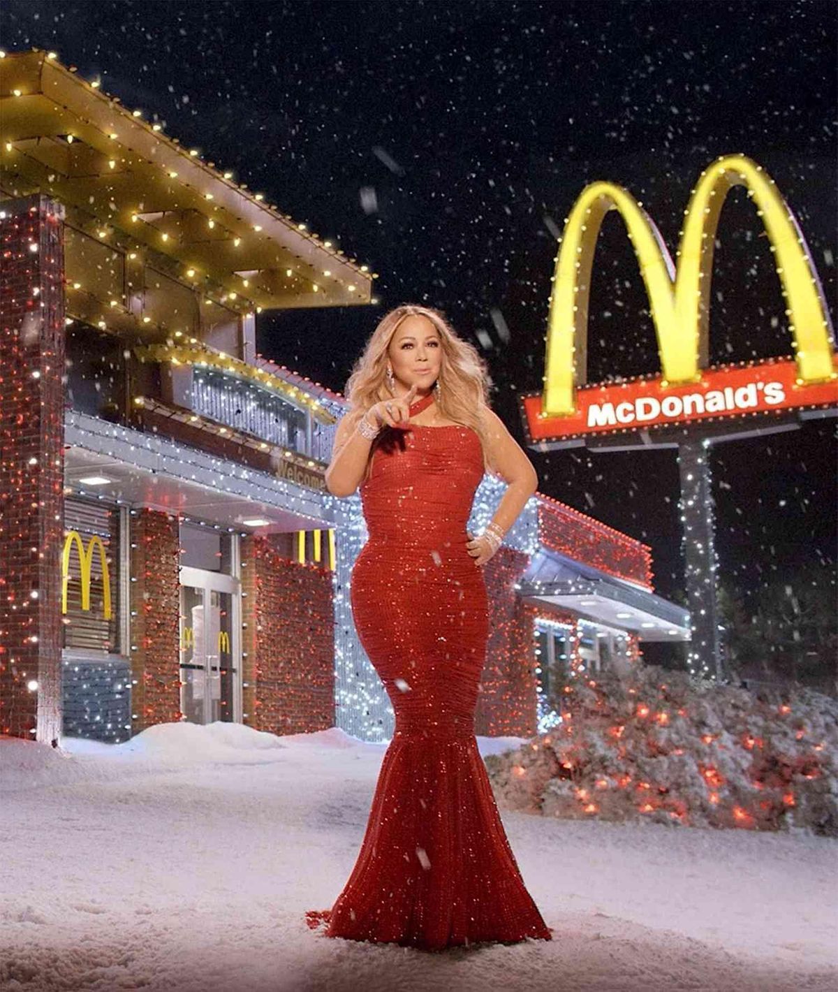 Mariah Careys Merry Christmas & Happy Holidays Yuletide Dinner, 30