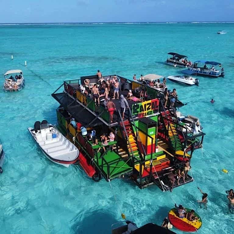 Floating Bar In The Caribbean Sea Fun Day Cotton Cay Waaf San Andr s floating-bar-in-the-caribbean-sea-fun-day-cotton-cay-waaf-san-andr-s