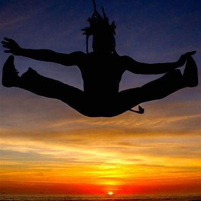 Dança Capoeira logo