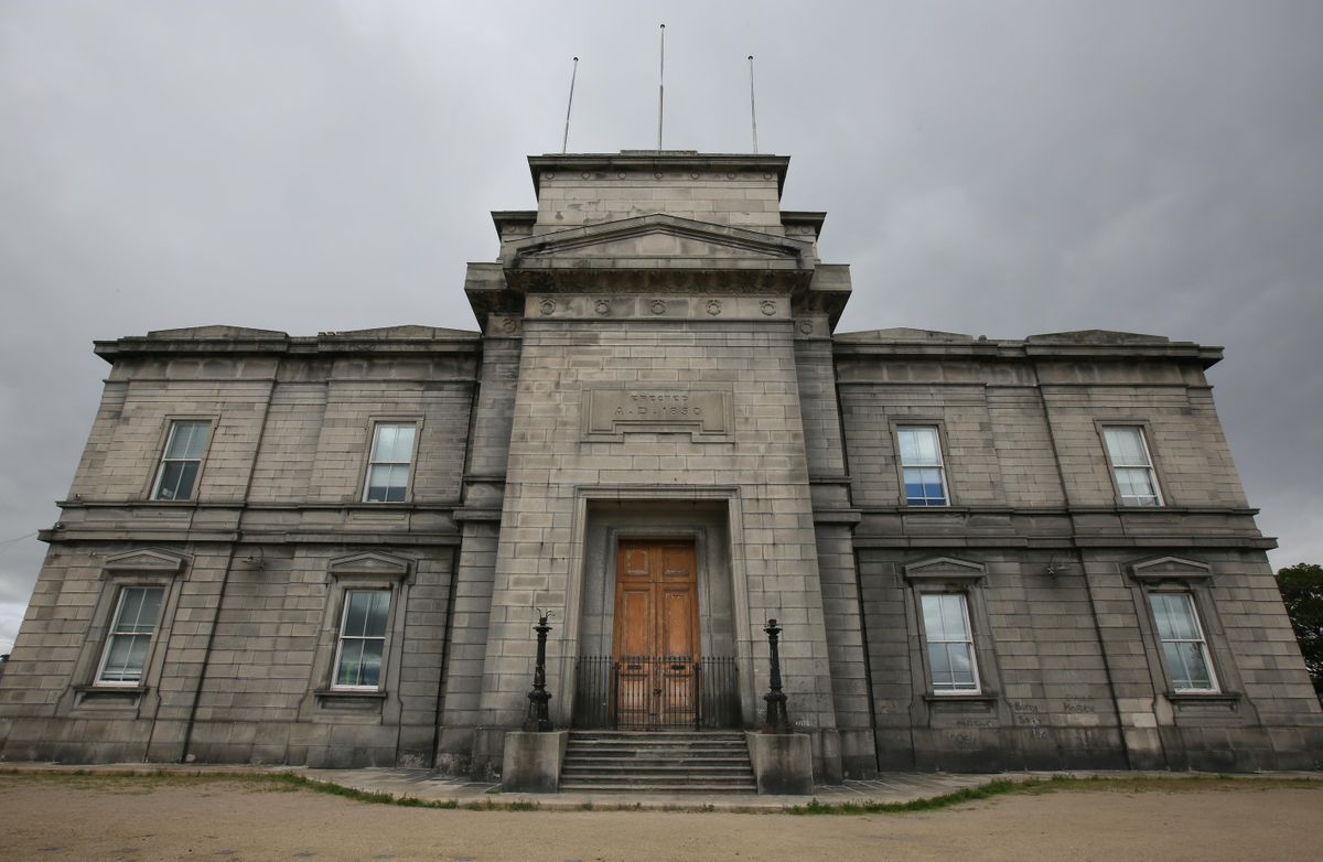 A guided tour of Broadstone, a famous Dublin 7 landmark, steeped in history, Bus Éireann