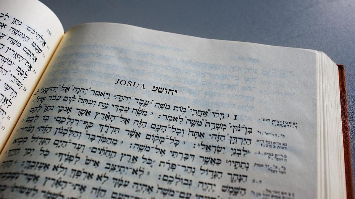 Learn the HEBREW language, Kim's Herbs & Detox Center, Olivette